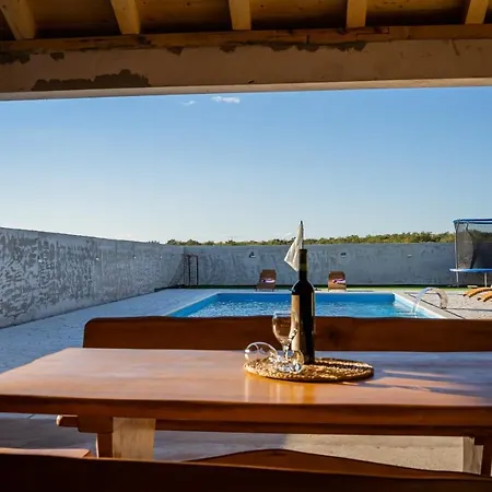 Idila Villa Sveti Filip i Jakov